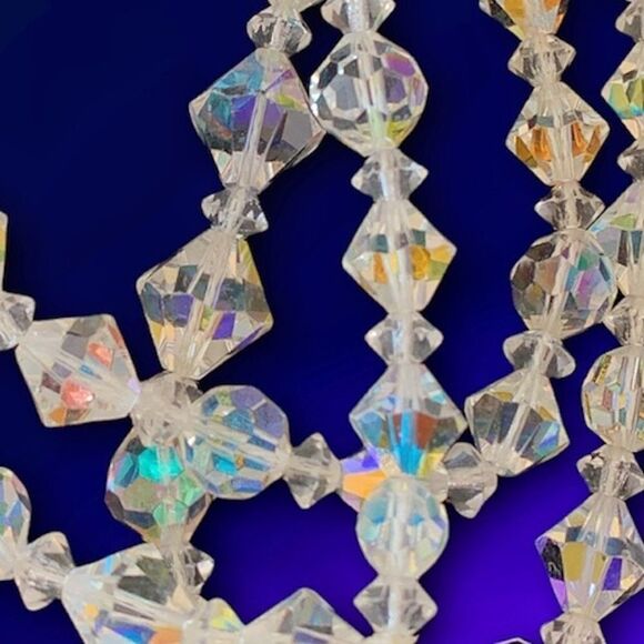 Vintage fantastic sparkling ab faceted graduated crystal necklace 26” - Picture 5 of 6